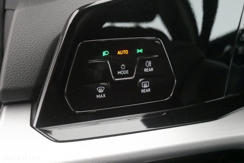 Volkswagen Golf 1.0 TSI - 21