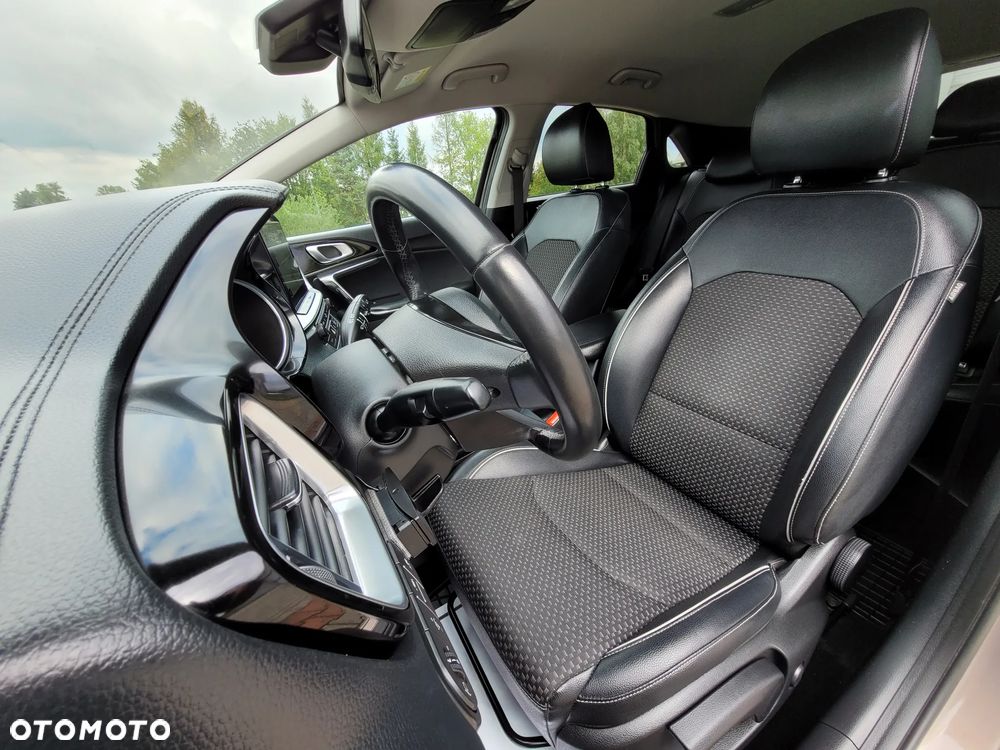Kia Ceed 1.4 L Business Line - 15