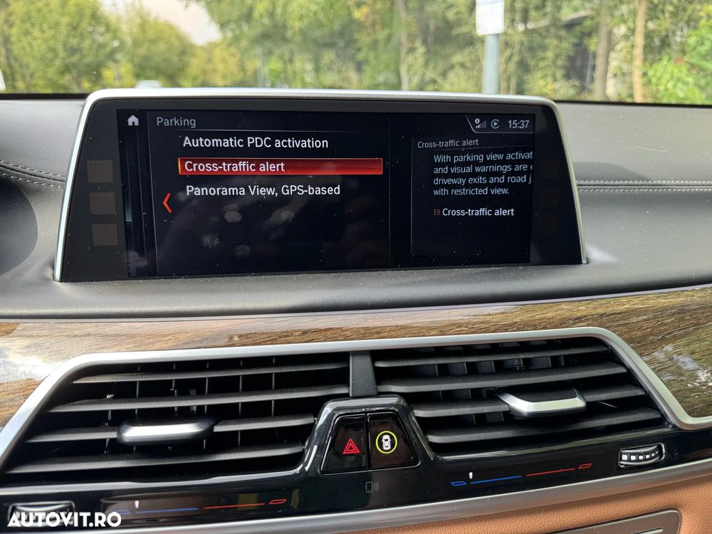 BMW Seria 7 750d xDrive - 36