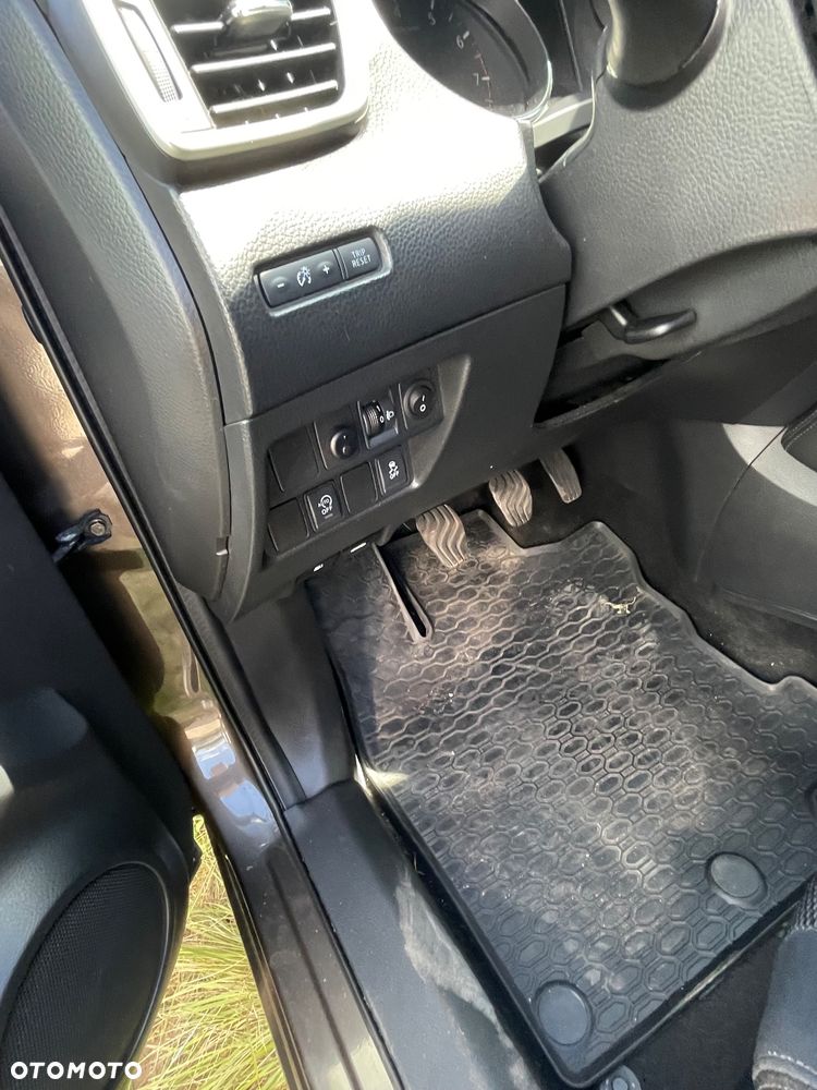 Nissan Qashqai 1.2 DIG-T Tekna EU6 - 8