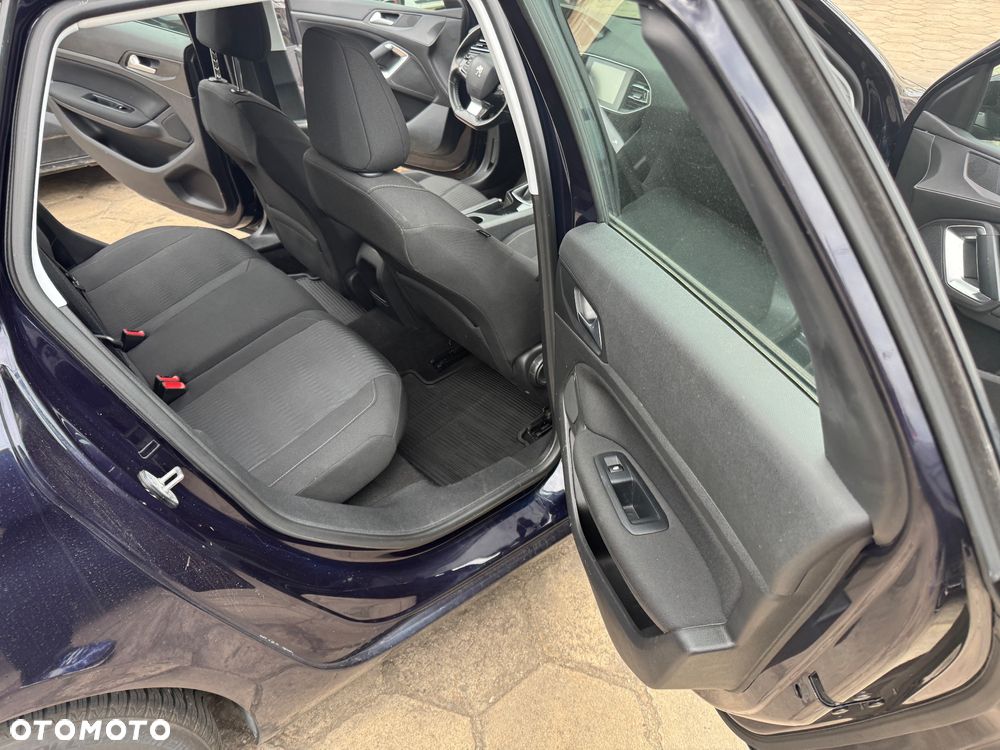 Peugeot 308 - 11