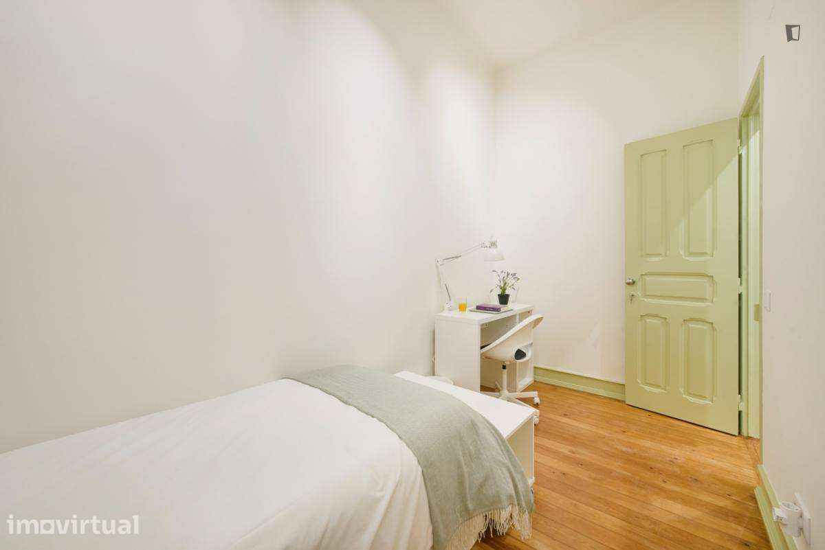 Quarto - localizado em Alcântara Lisbon - Grande imagem: 4/34