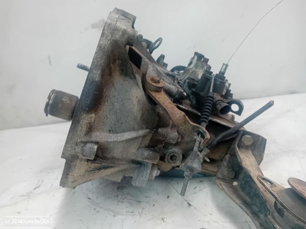 Caixa de velocidades manual FIAT Uno (146_) - 4