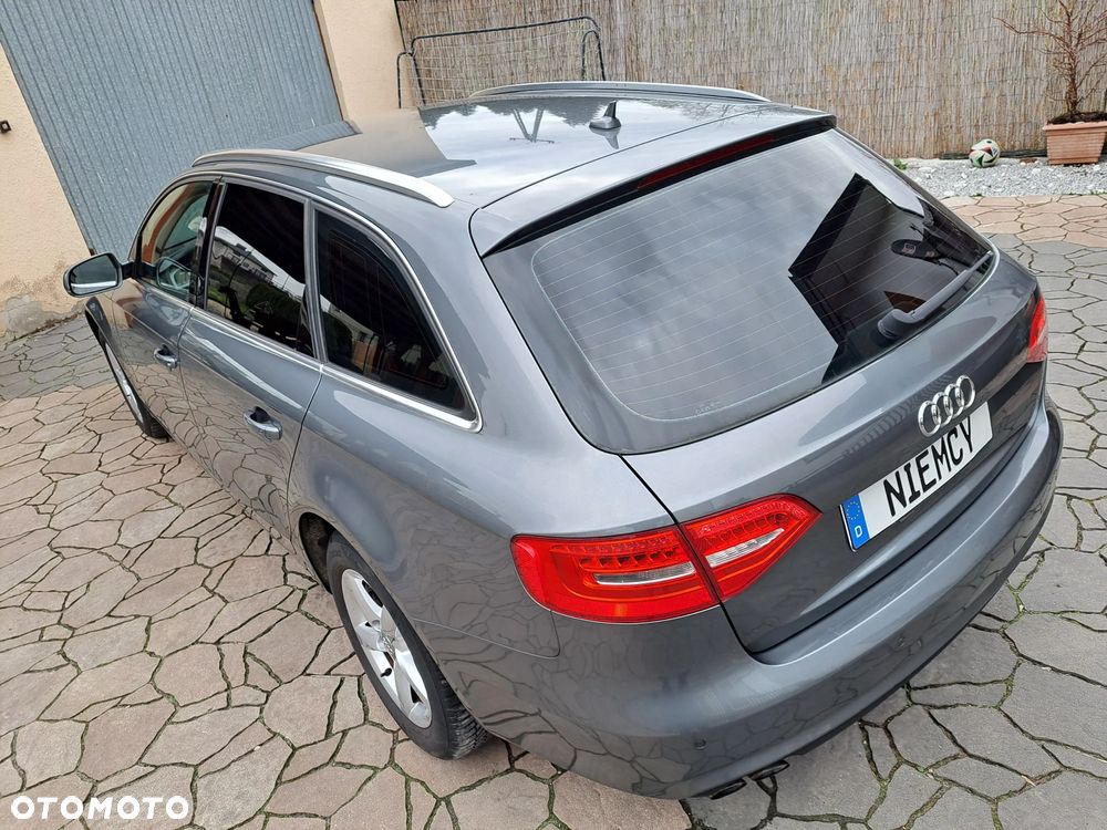 Audi A4 Avant - 11