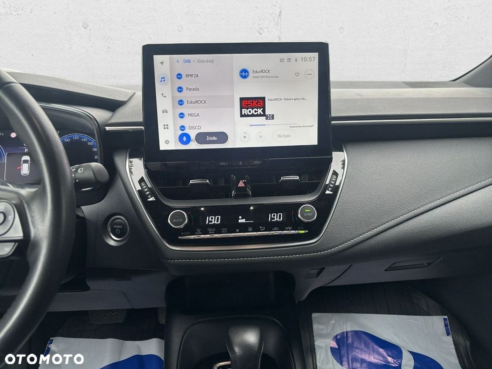 Toyota Corolla - 21