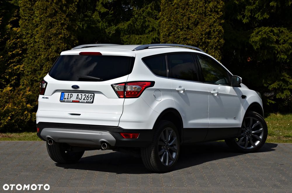 Ford Kuga 2.0 TDCi AWD Titanium - 4