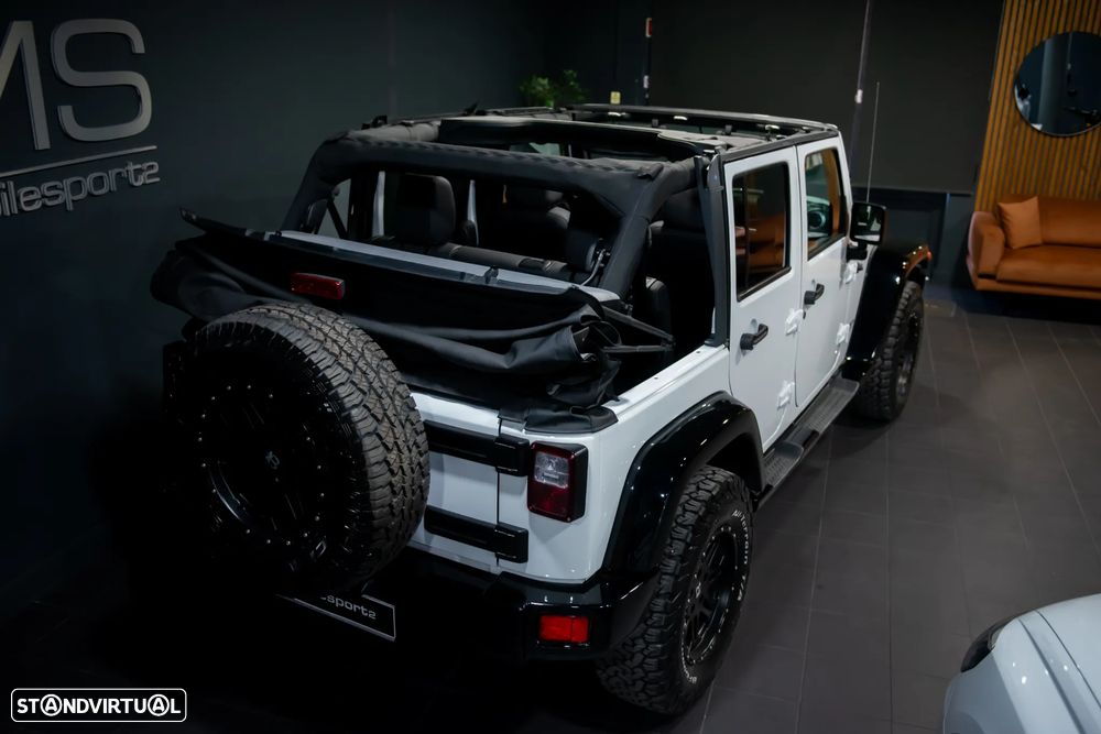 Jeep Wrangler Unlimited 2.8 CRD ATX Sahara Adventure Edition - 23