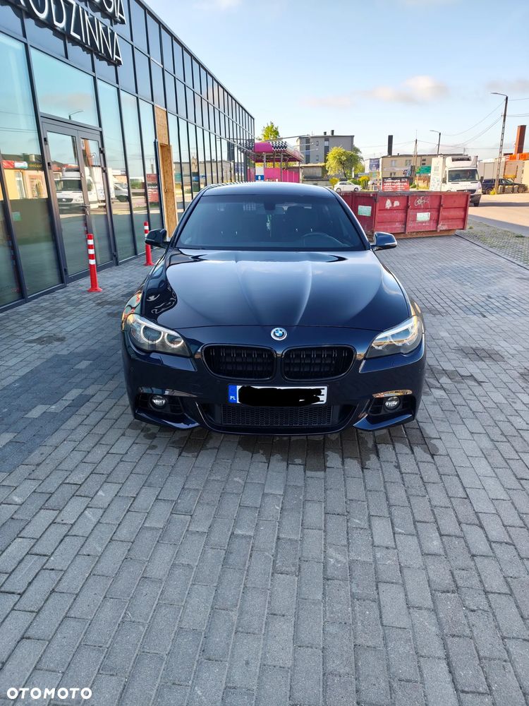 BMW Seria 5 520i Sport-Aut - 1