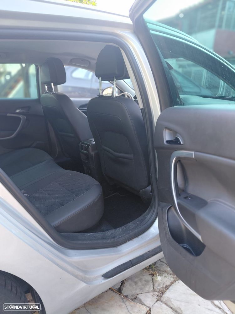 Opel Insignia Sports Tourer - 15