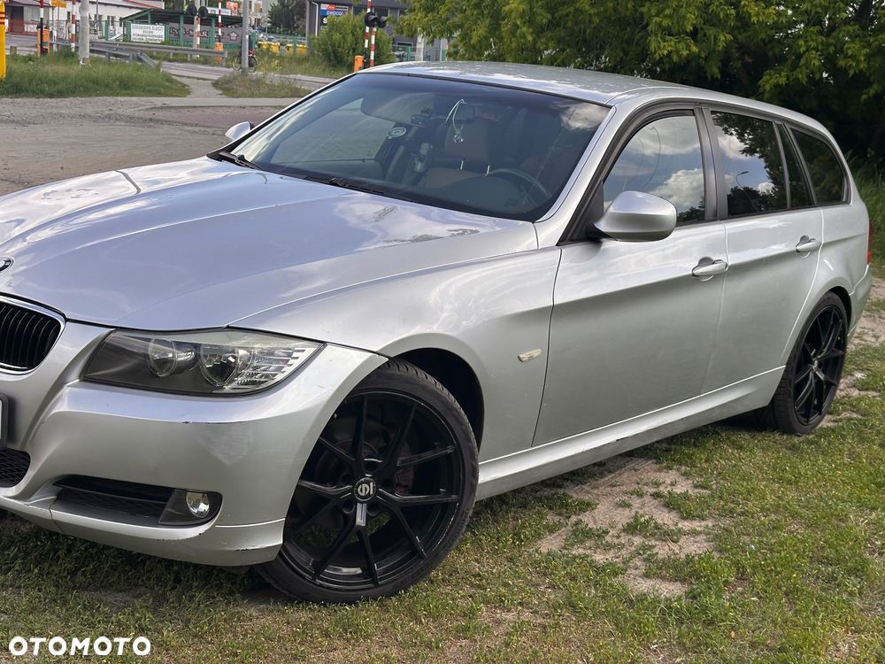 BMW Seria 3 320d - 4