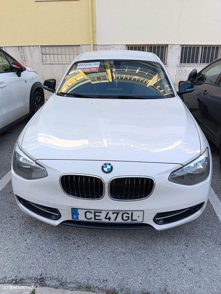 BMW 114 i Sport Line - 1