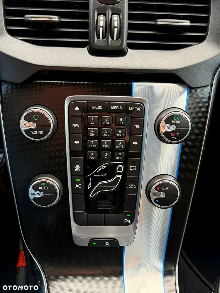 Volvo V40 - 20