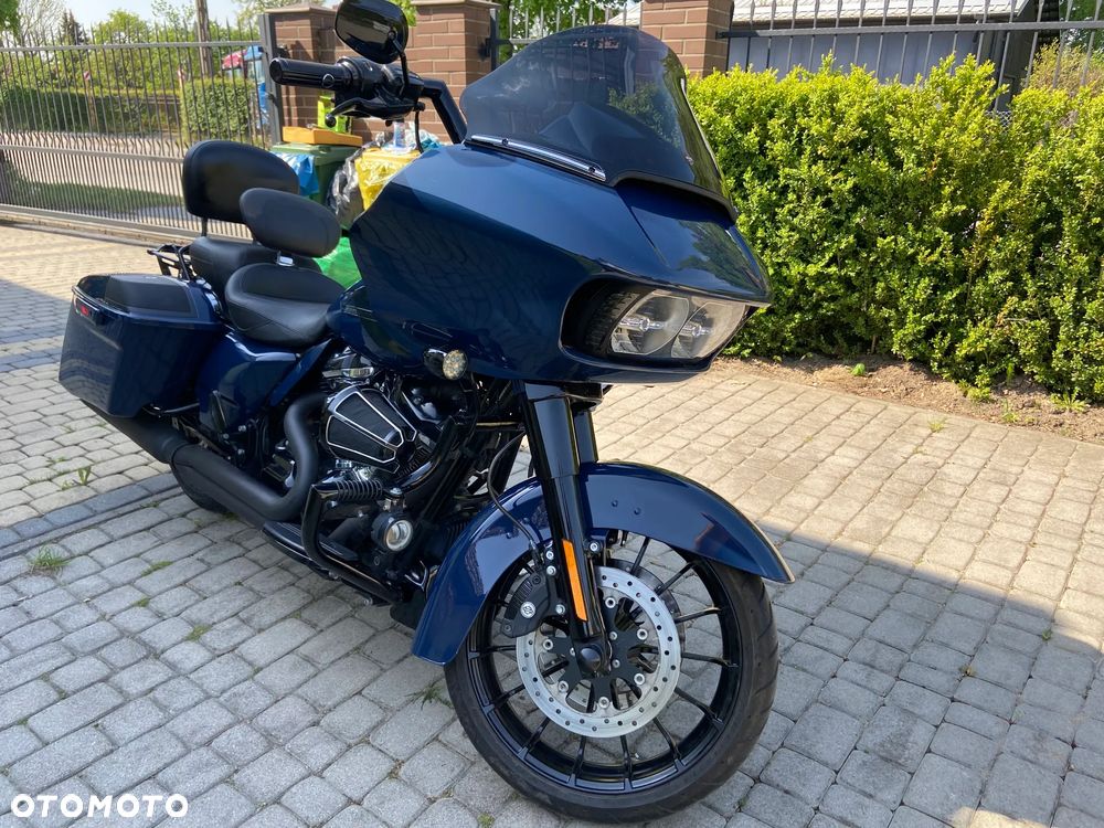 Harley-Davidson Touring Road Glide - 30