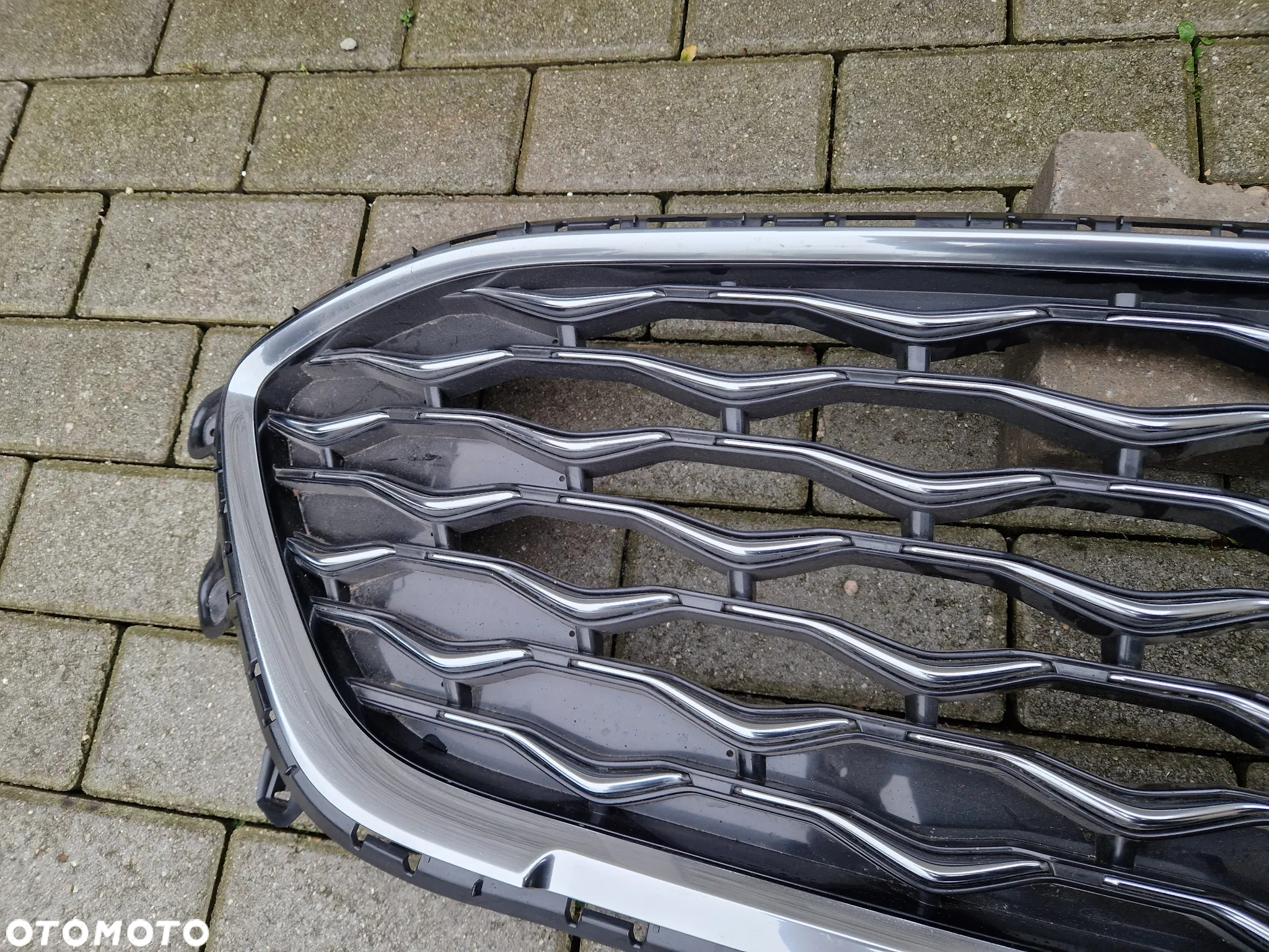 Grill Atrapa Ford Kuga mk3 vignale - 2