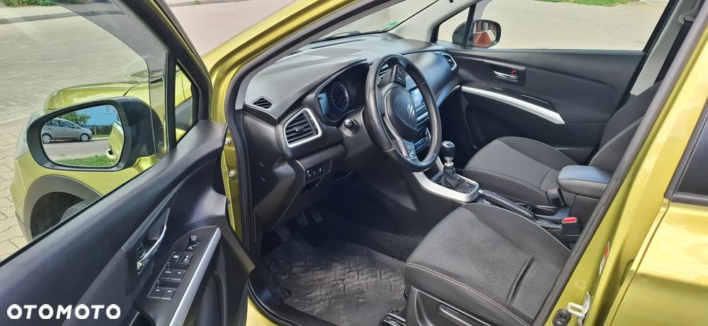 Suzuki SX4 S-Cross 1.6 DDiS Premium 4WD - 10