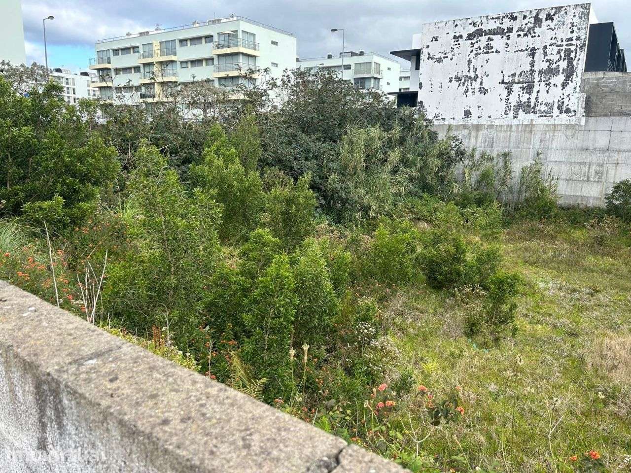 Terreno urbano para construção no Paim, Ponta Delgada - Grande imagem: 3/5
