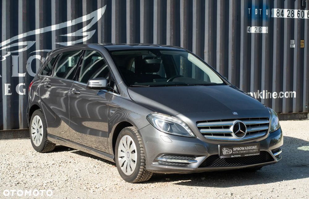 Mercedes-Benz Klasa B 180 BlueEFFICIENCY Edition - 3