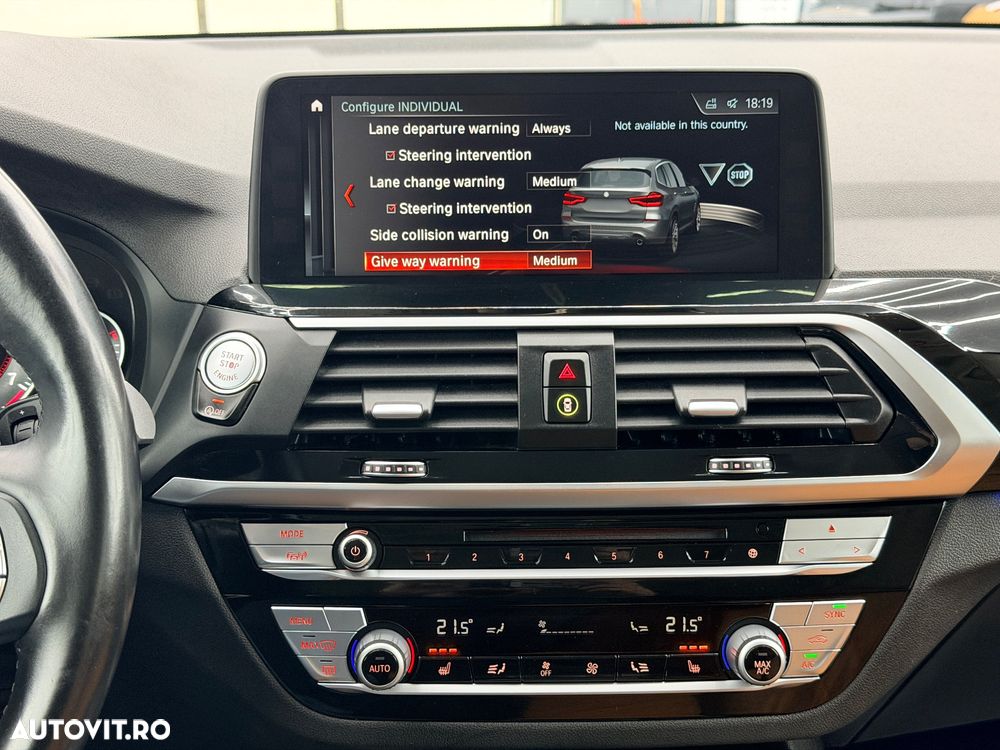 BMW X3 xDrive20i AT xLine - 26