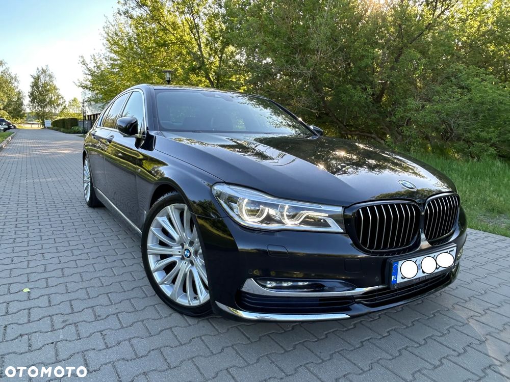 BMW Seria 7 740d xDrive - 25