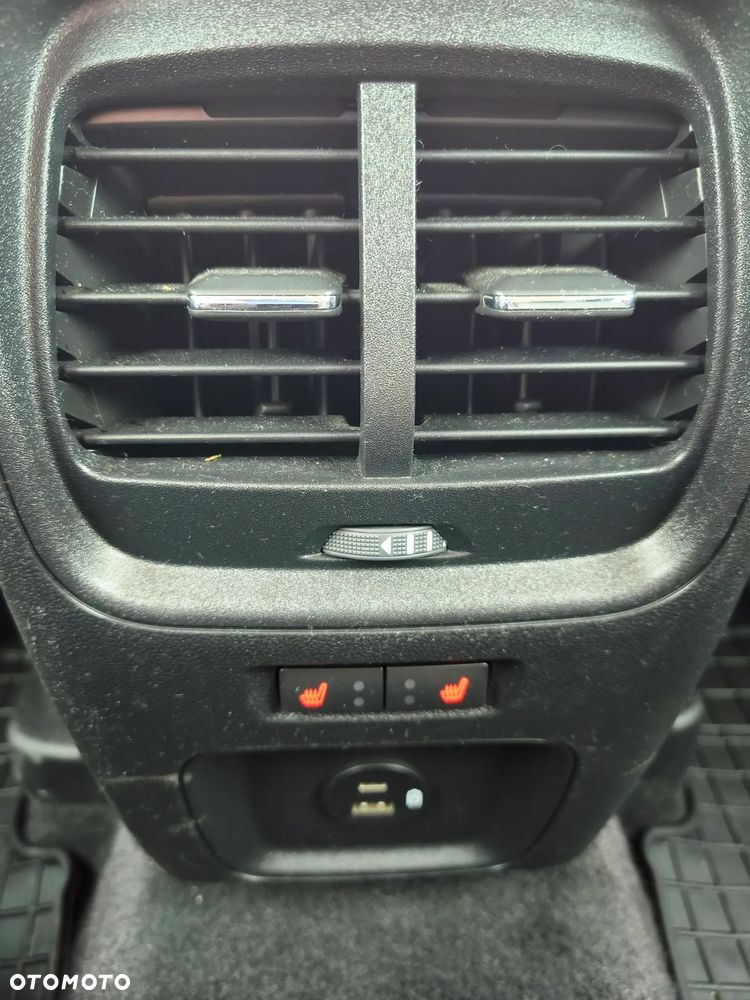 Ford Kuga 1.5 EcoBoost FWD Titanium - 23