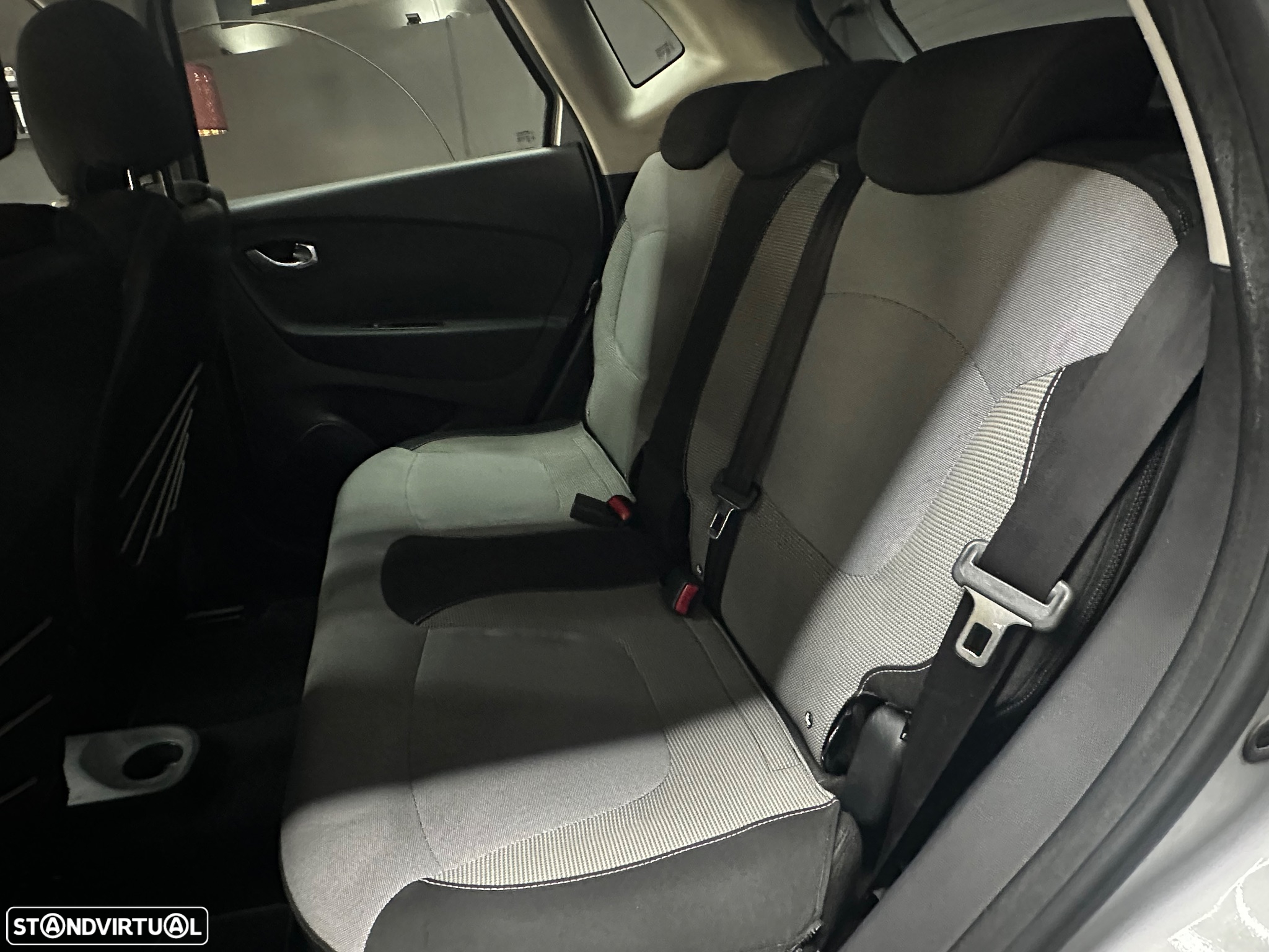 Renault Captur ENERGY dCi 90 S&S Intens - 8