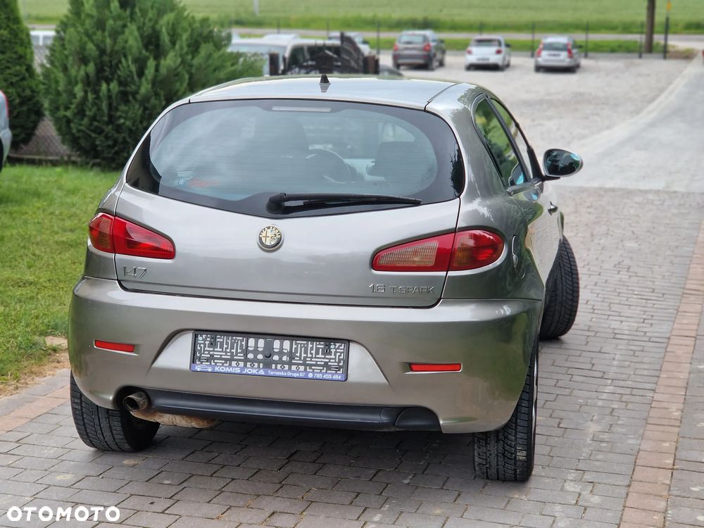 Alfa Romeo 147 1.6 ECO Black Line - 6
