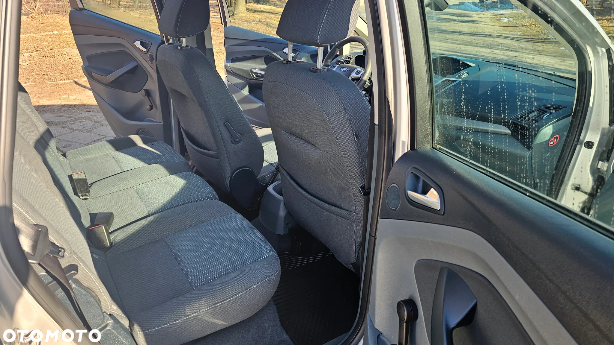 Ford C-MAX 1.6 TDCi Ambiente - 16