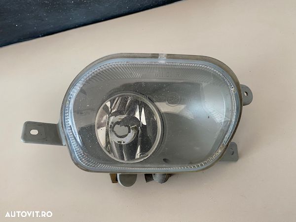 Proiector ceata dreapta Volvo XC90 2003-2010 31111183 8693796 17305 - 1