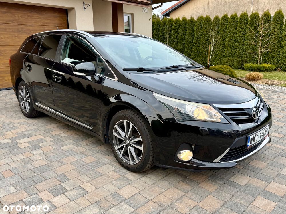 Toyota Avensis 1.8 Sol NAVI - 6