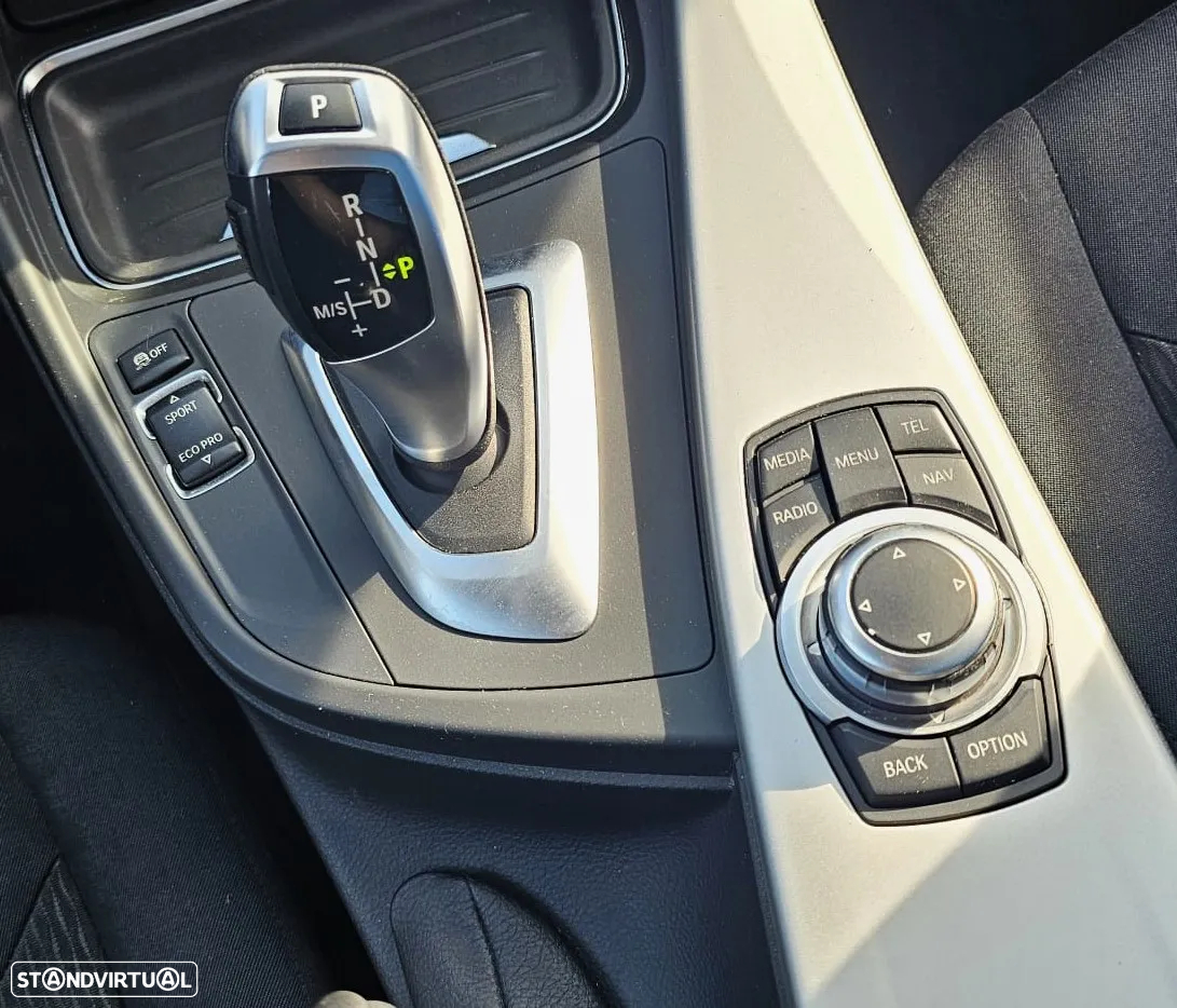 BMW 320 d Touring Aut. - 9