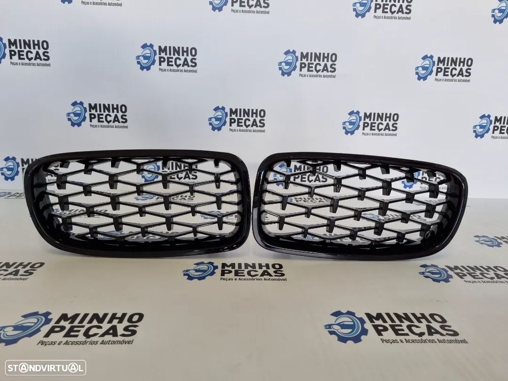 Grelhas Frontais BMW Série 3 (F30/F31) Diamond Black - 2