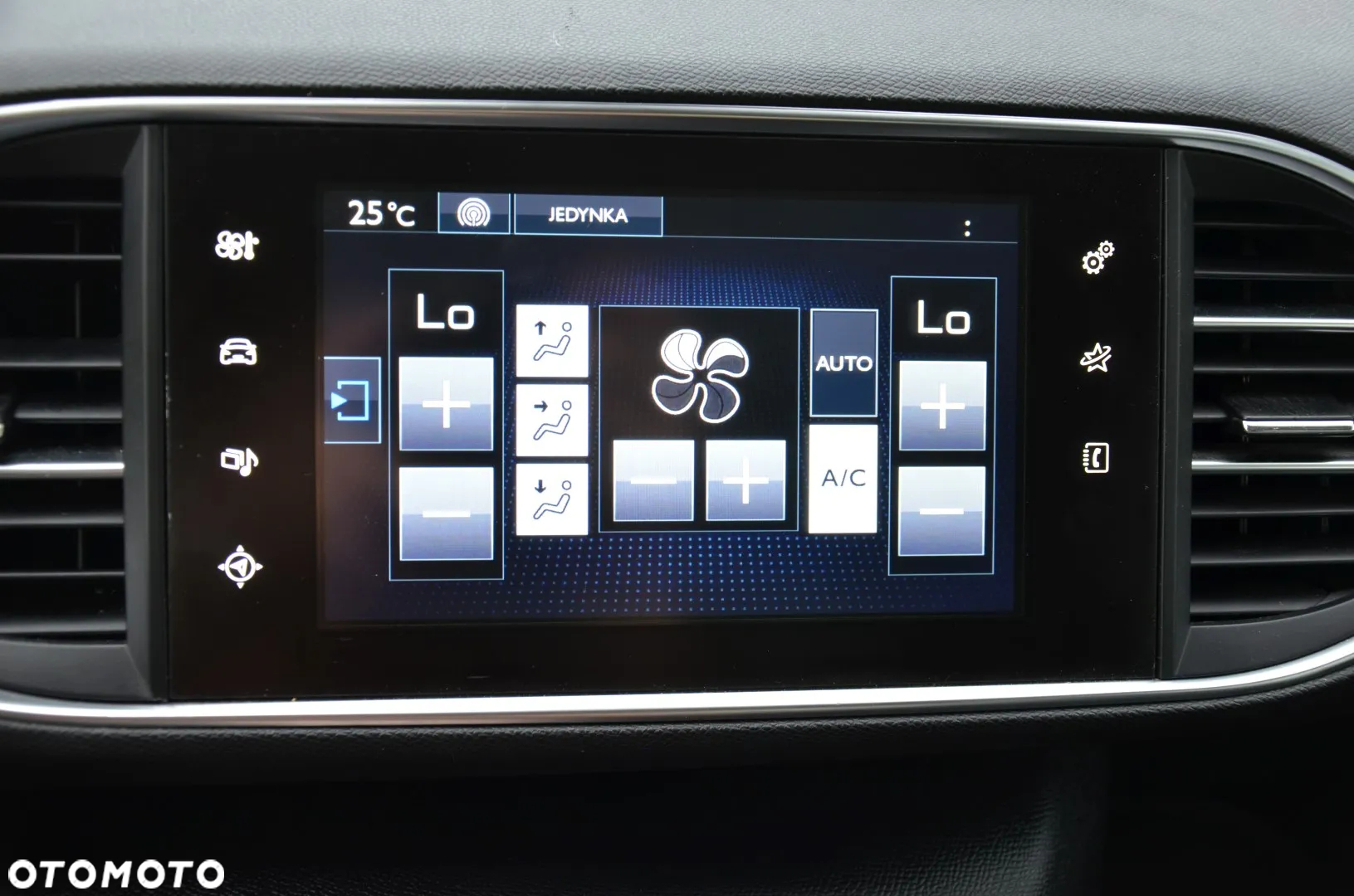 Peugeot 308 BlueHDi FAP 120 EAT6 Stop & Start Active - 32
