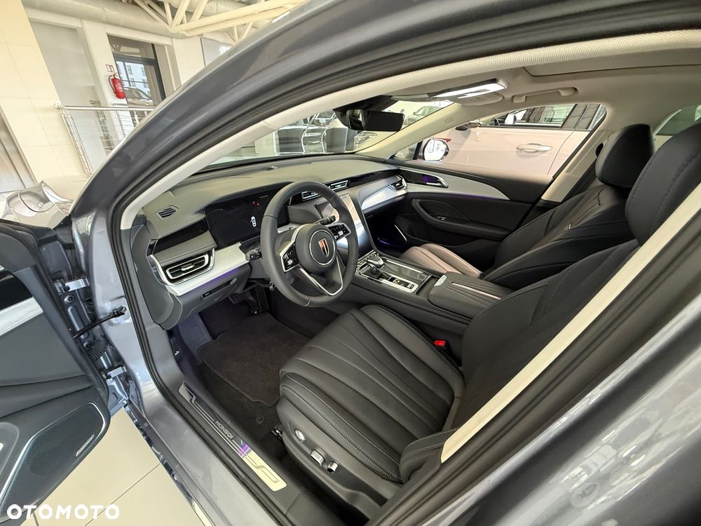 Hongqi H5 2.0T Deluxe - 6