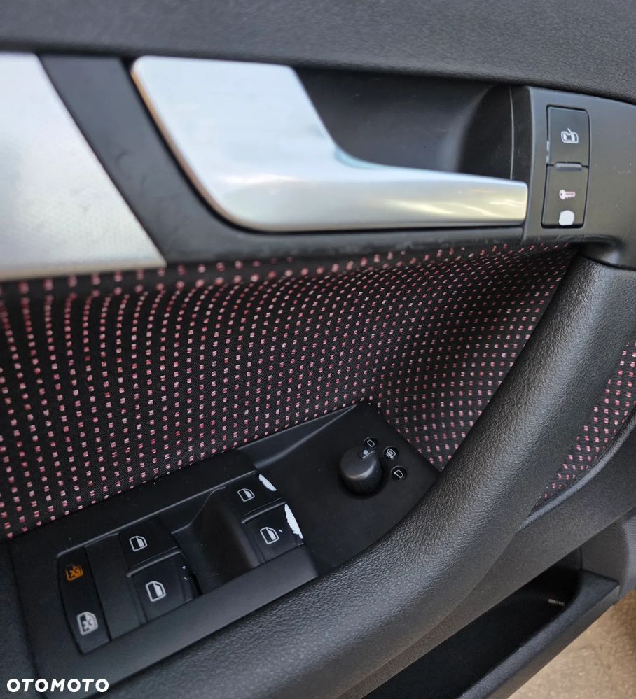 Audi A3 Sportback 1.6 FSI Attraction - 15