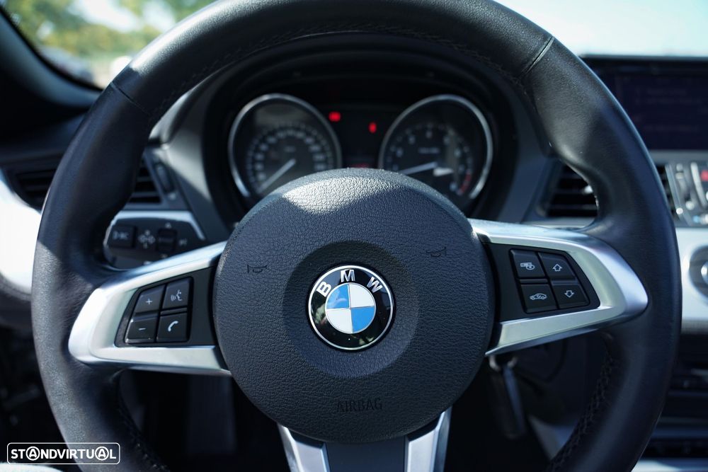 BMW Z4 sDrive20i - 32