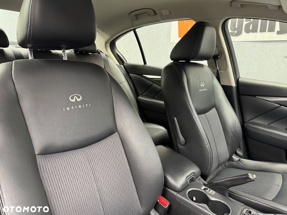 Infiniti Q50 2.2d - 14