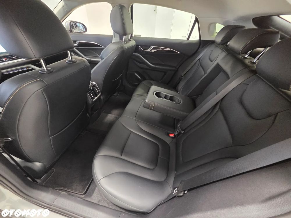 Bestune B70 1.5T Business DCT - 26