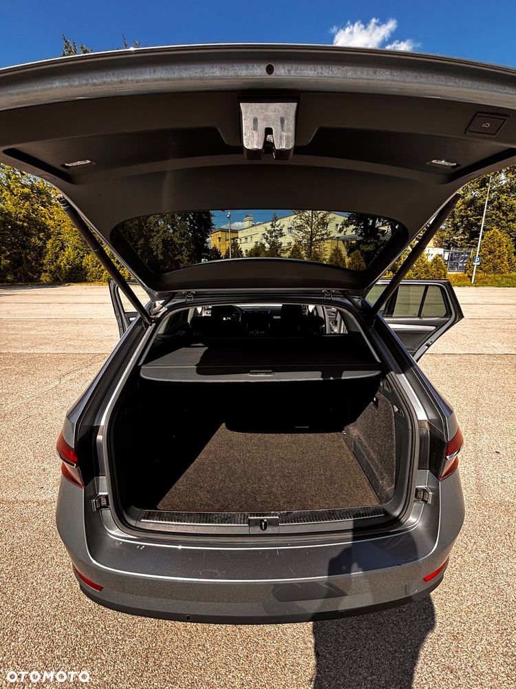 Skoda Superb 1.5 TSI Ambition - 12