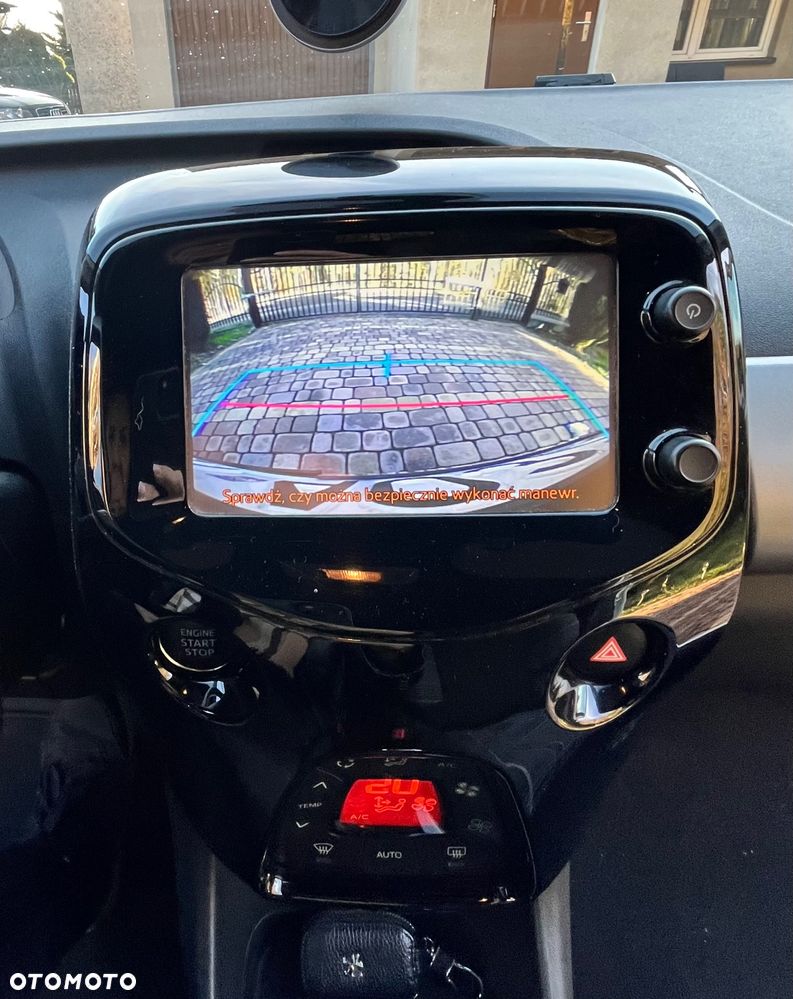 Peugeot 108 VTI 68 ETG5 Top Allure - 16