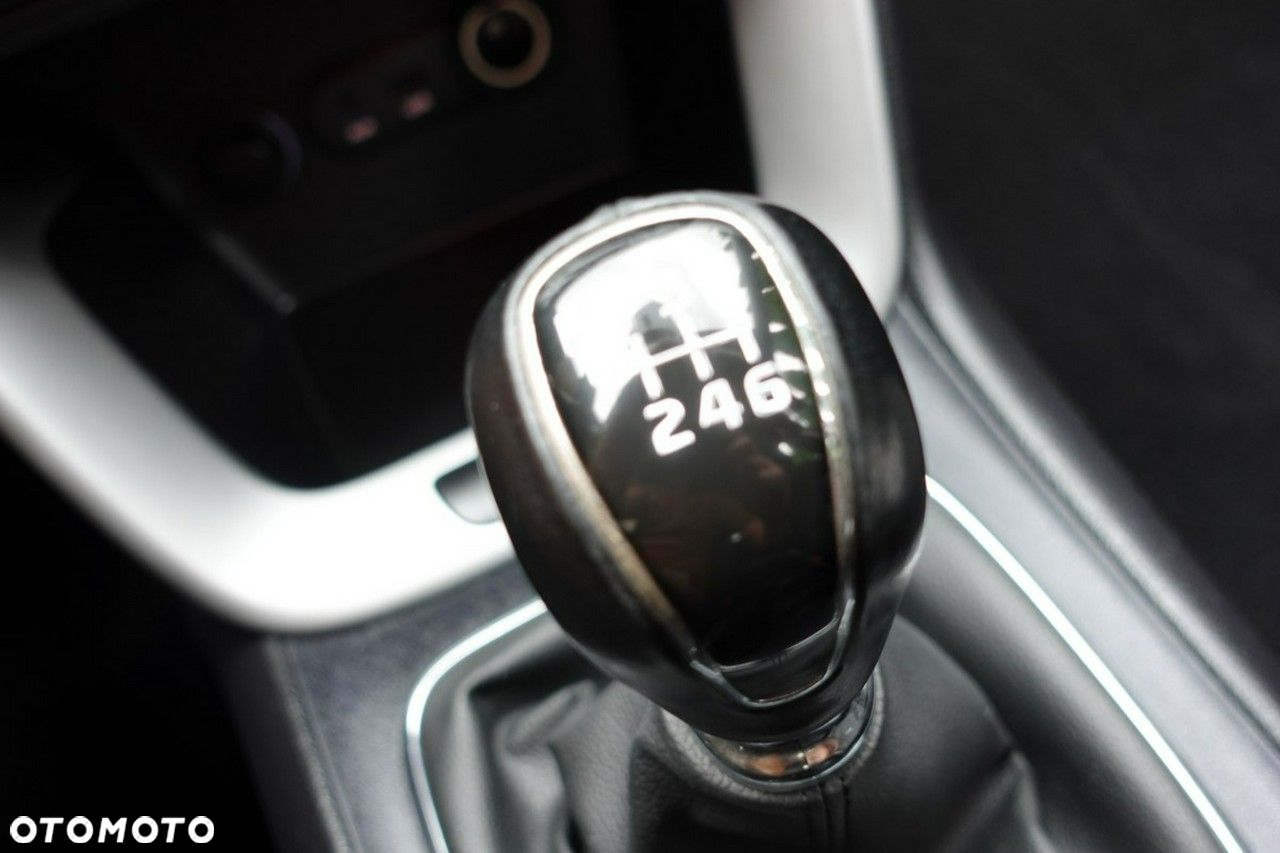 Kia Ceed - 16