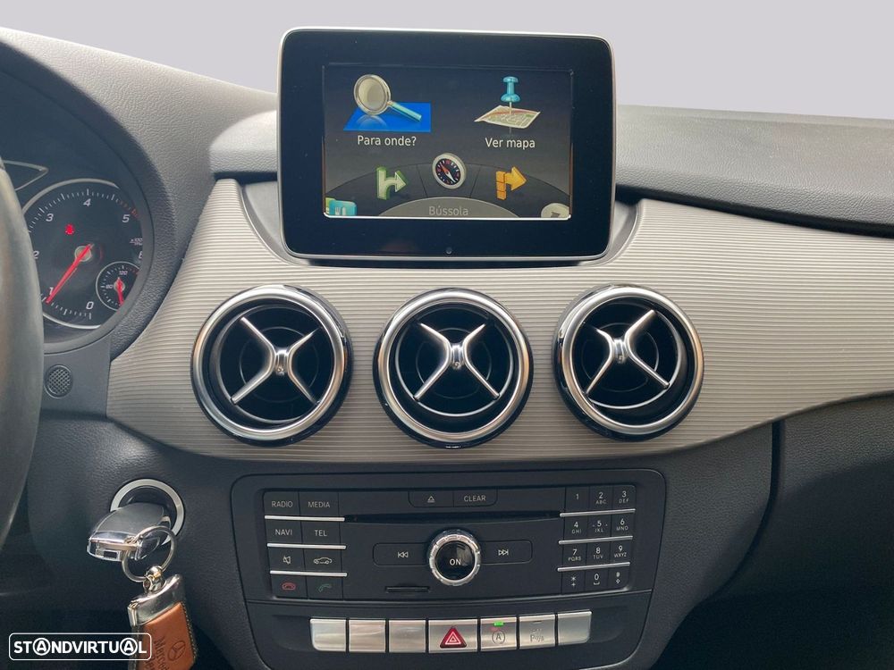 Mercedes-Benz B 180 d Style - 23