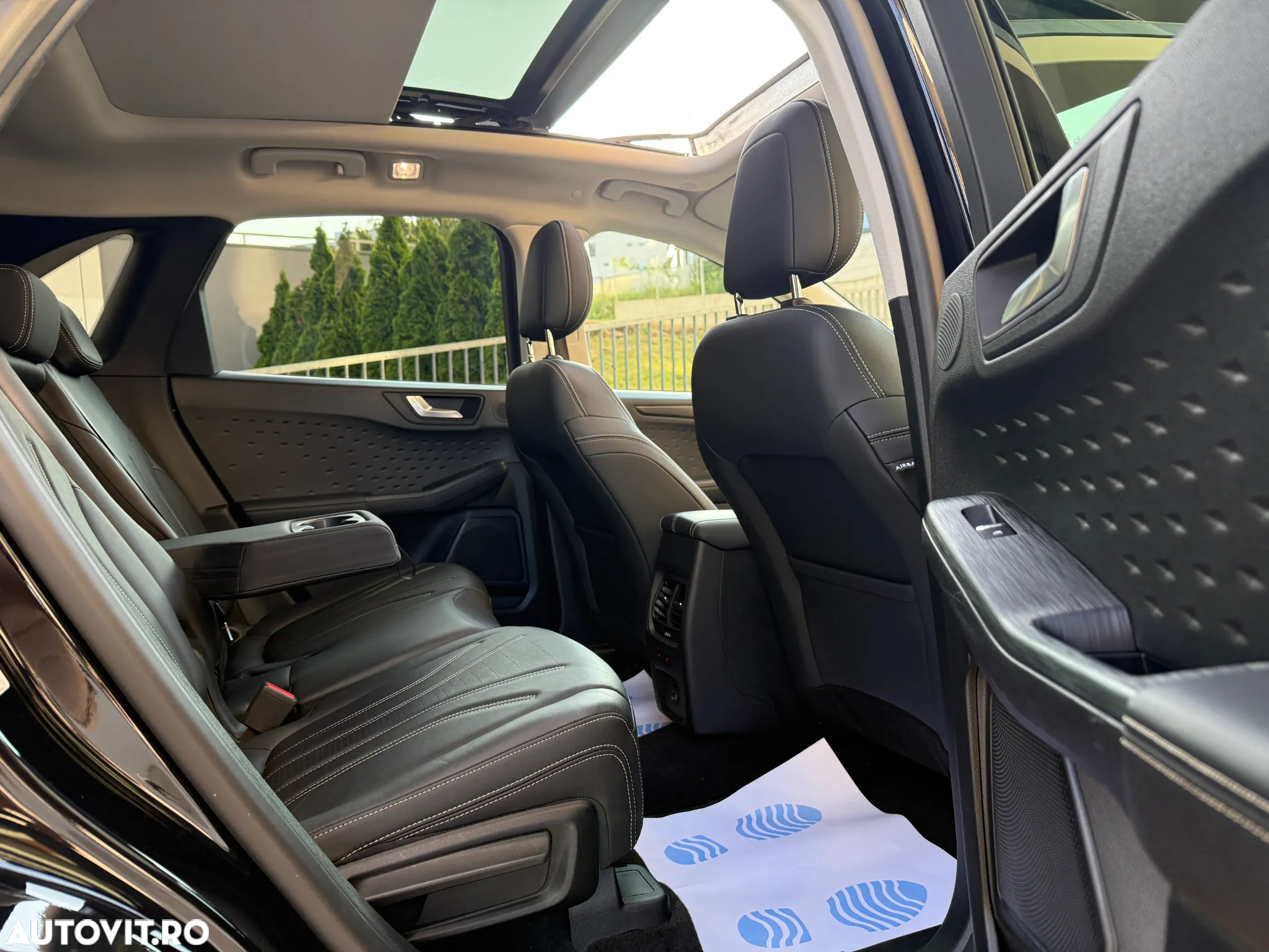 Ford Kuga 2.5 Duratec PHEV Vignale - 36