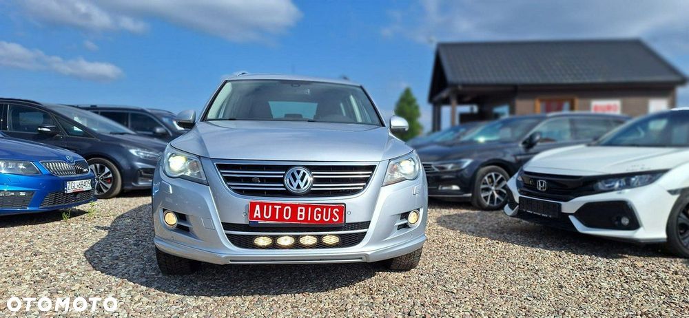 Volkswagen Tiguan - 2