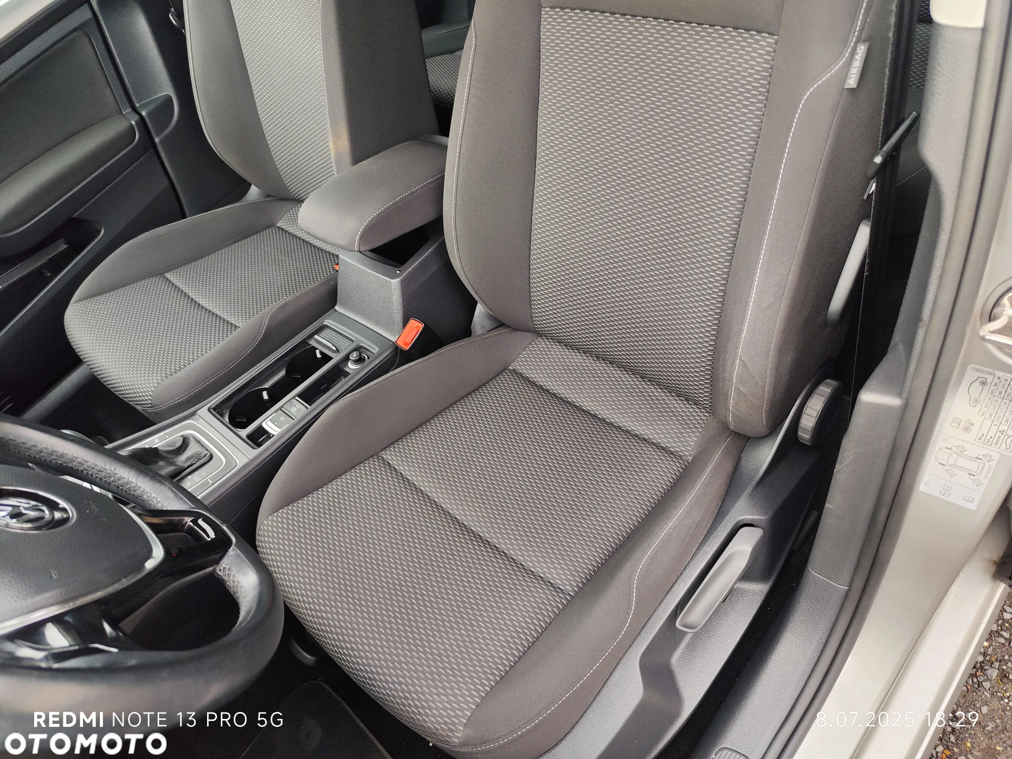 Volkswagen Golf 1.6 TDI (BlueMotion Technology) DSG Comfortline - 26