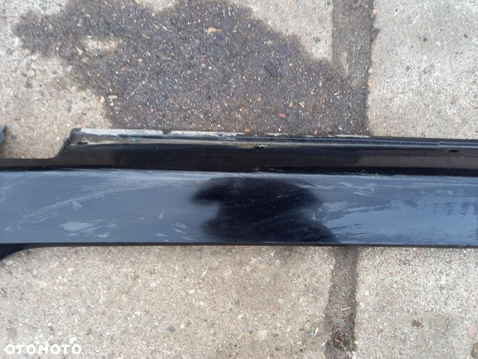 Listwa progowa lewa Bmw e60 schwarz 2 668/9 - 6