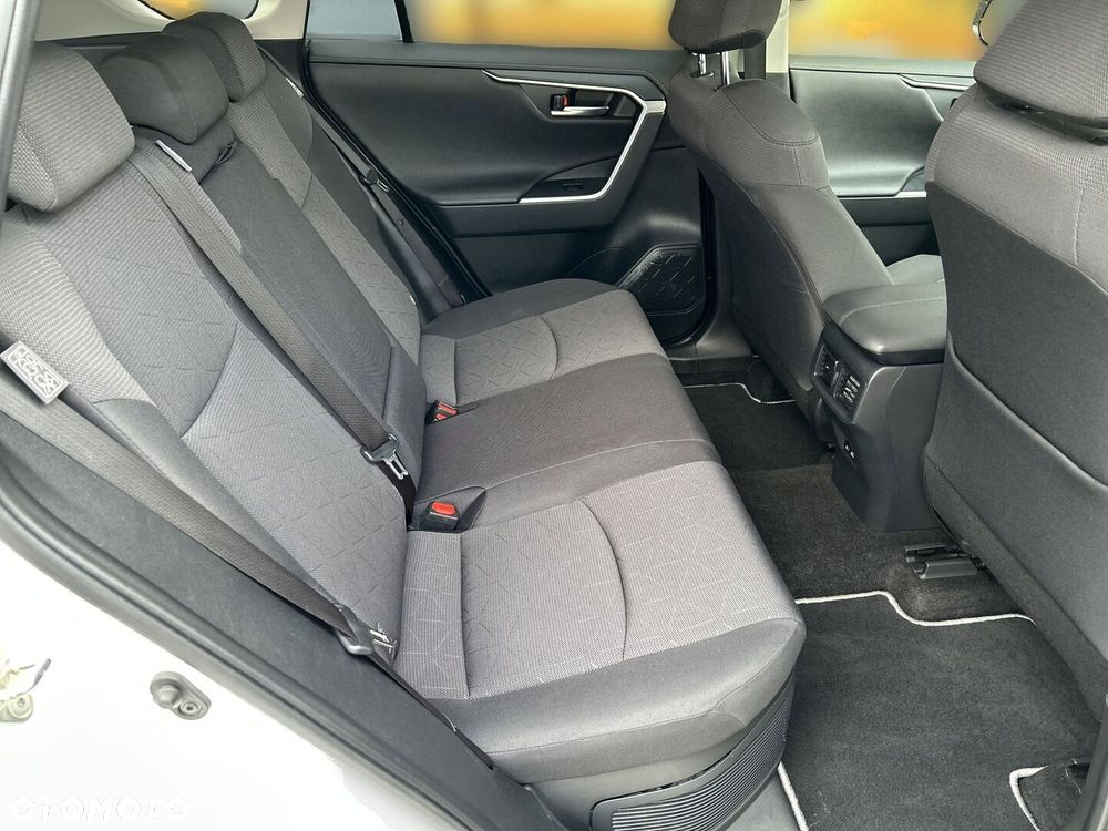 Toyota RAV4 - 17