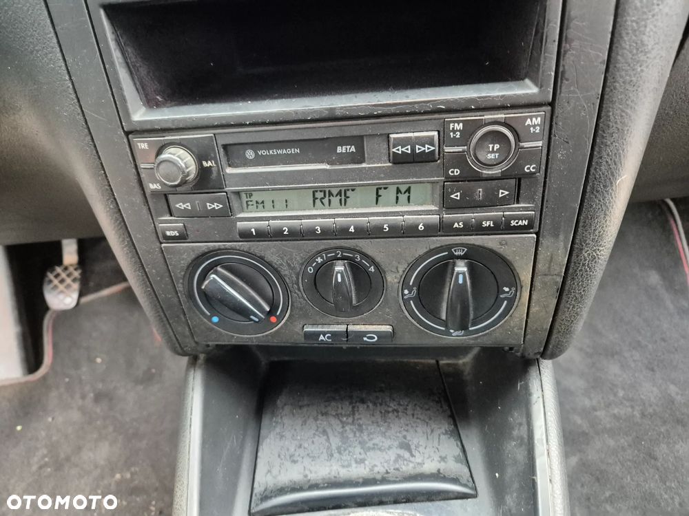 Volkswagen Golf 1.9 TDI CL - 13