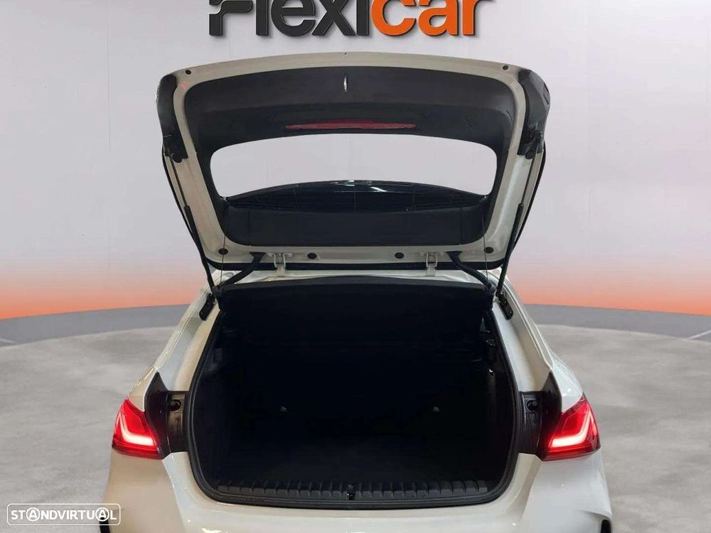 BMW 116 d Pack Desportivo M Auto - 19