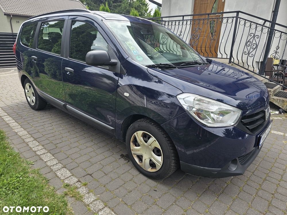 Dacia Lodgy 1.6 MPI 85 Prestige - 35