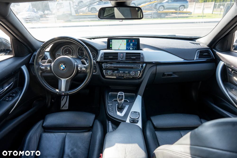 BMW Seria 3 320i xDrive Edition M Sport Shadow - 24